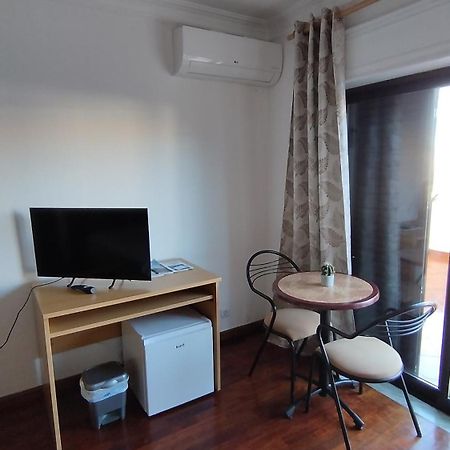 Appartement Quarto Com Varanda No Centro Em Tavira Extérieur photo