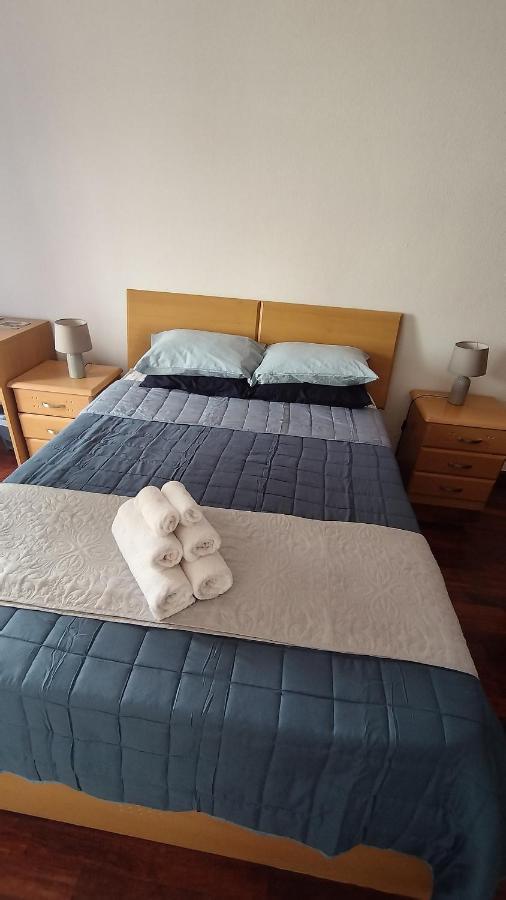 Appartement Quarto Com Varanda No Centro Em Tavira Extérieur photo